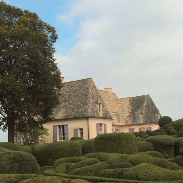 Bastide Dordogne jardin de Marqueyssac en France printemps